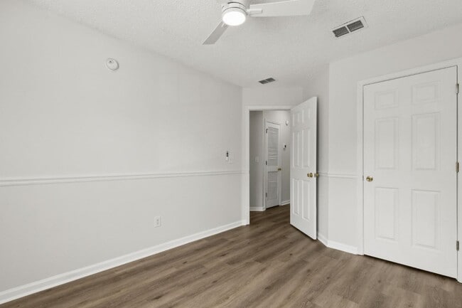 Building Photo - 3126 Penton St