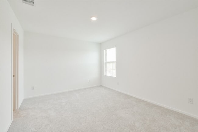 Building Photo - 18562 Cepagatti Dr