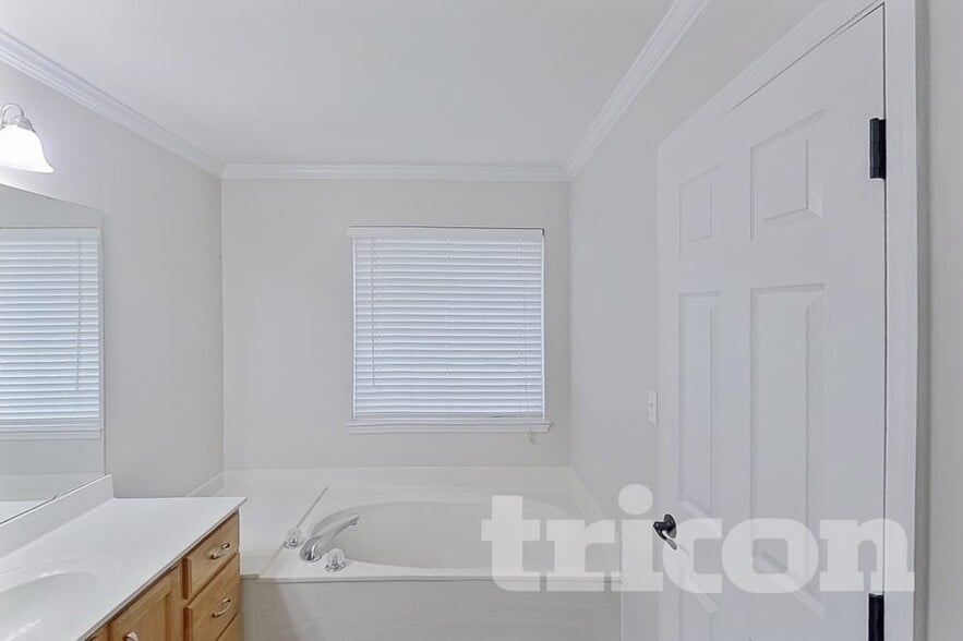 Building Photo - 310 Woodson Trail Dr