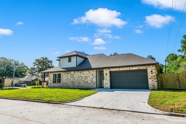 Building Photo - 18219 Polo Meadow Dr