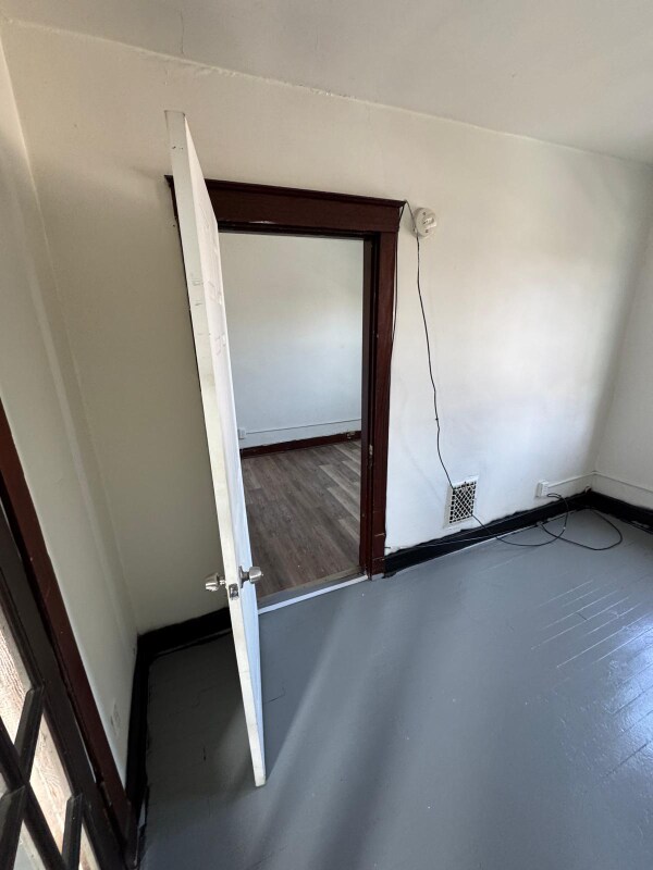 Building Photo - 4228 Greensburg Pike