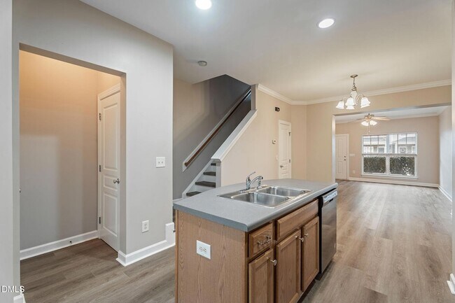 Building Photo - 8819 Orchard Grove Way
