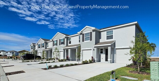 Building Photo - SPACIOUS STAR FARMS 3 BEDROOM/2.5 BATH TOWNHOME PRE-LEASING FOR APRIL 2026!