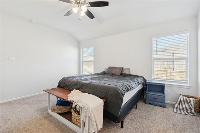 Building Photo - 421 Houndstooth Dr