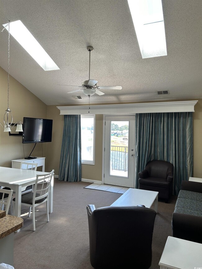 Building Photo - 229 Double Eagle Dr