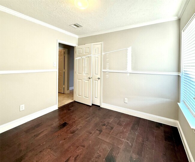 Building Photo - 16026 Arapaho Bend Ln