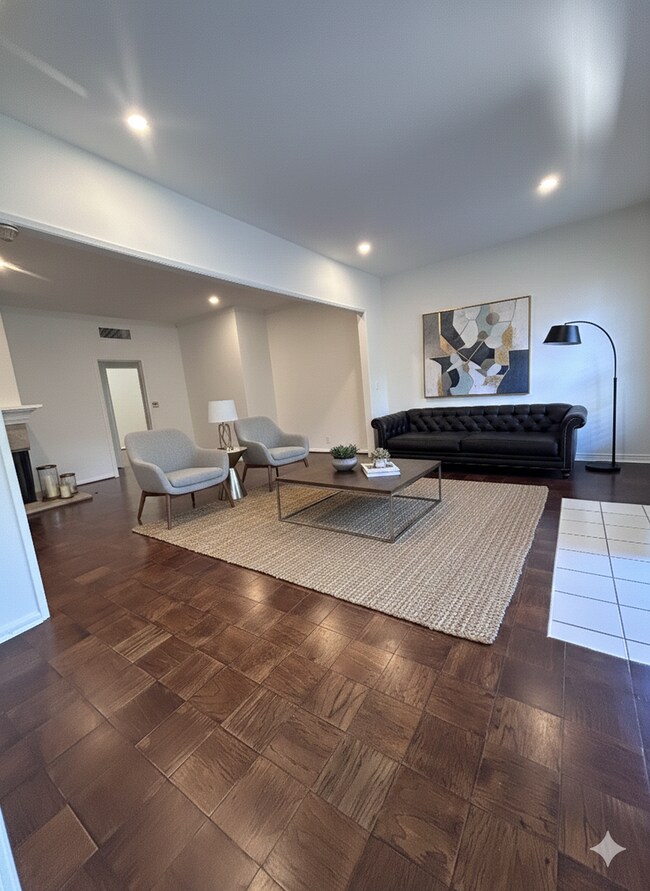 Building Photo - 9080 Shoreham Dr