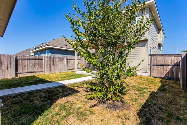 Building Photo - 133 Duck Creek Trail