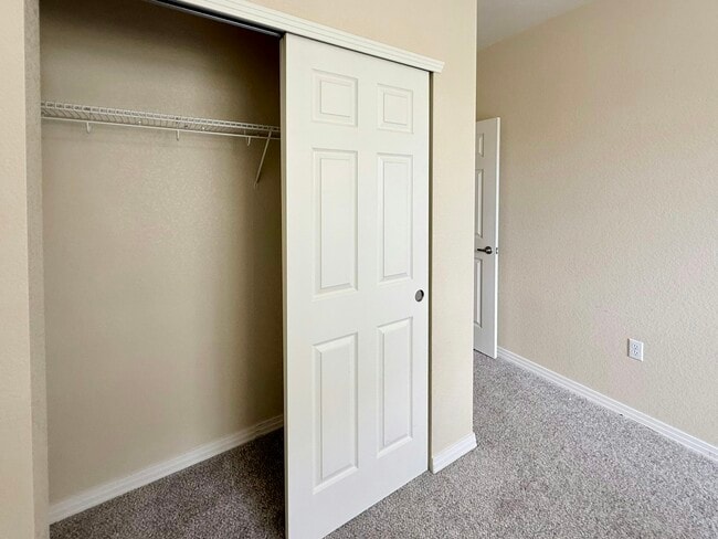 Building Photo - 9434 Ashbury Cir