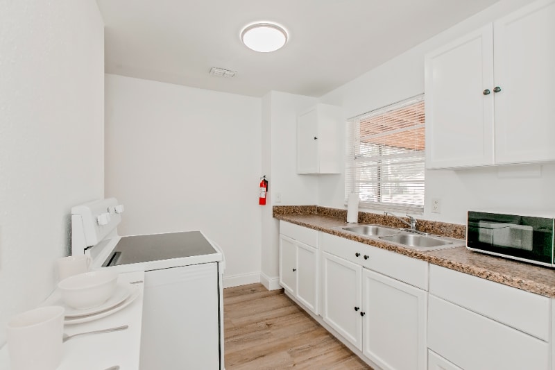 Building Photo - 5196 Lescot Ln