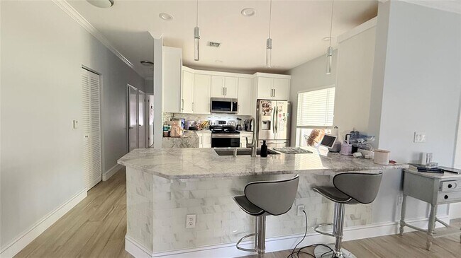 Building Photo - 1310 SW 48th Terrace