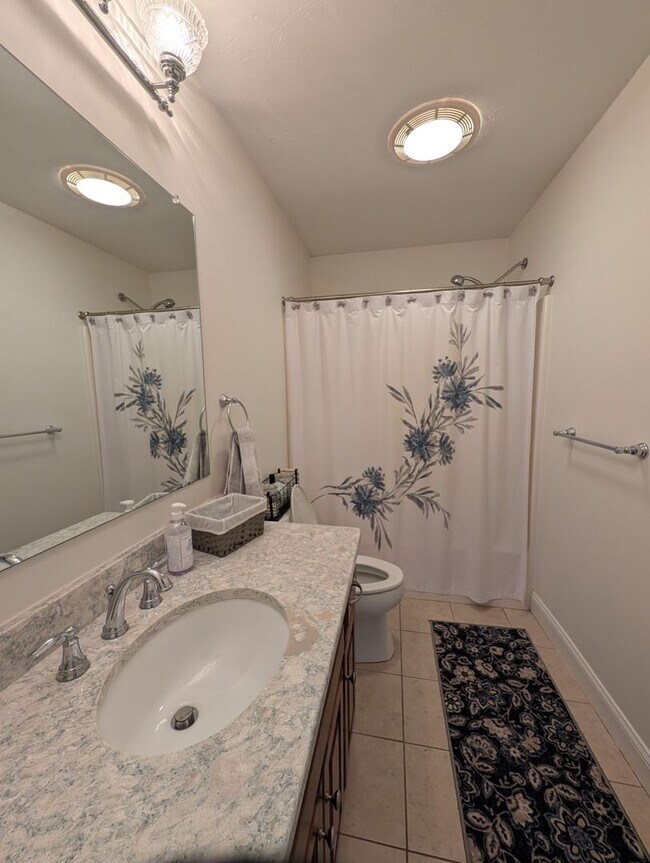 Building Photo - 27 Edmonds Cir