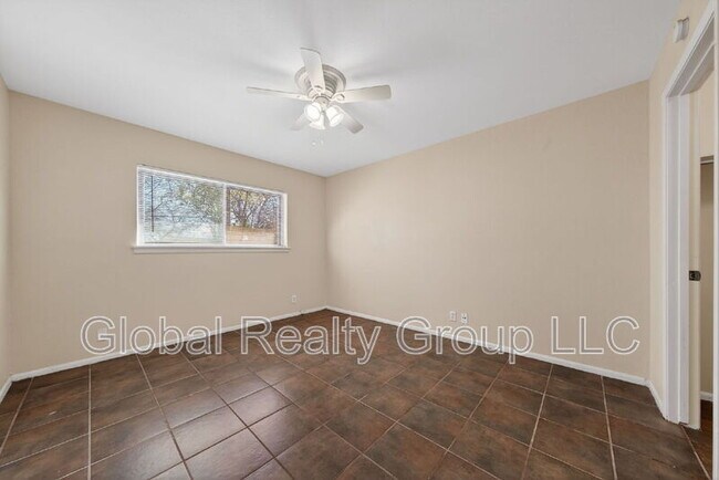 Building Photo - 4022 Ramsgate St