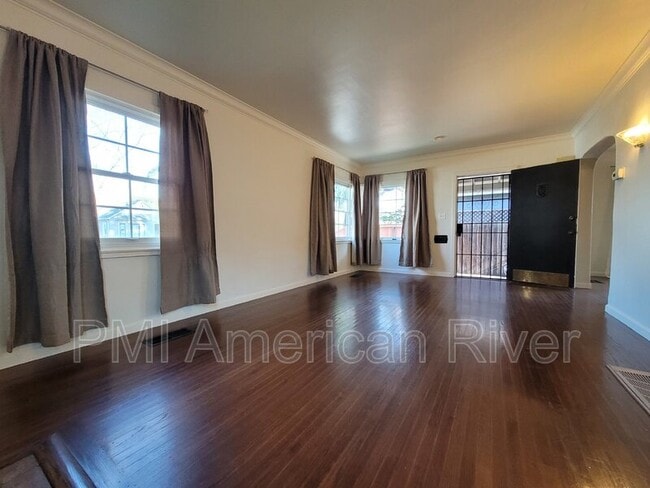 Building Photo - 2016 Vallejo Way