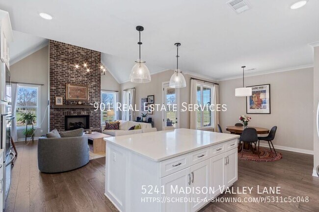 Building Photo - 5241 Madison Vly Ln