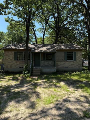 Building Photo - 405 Forest Ln