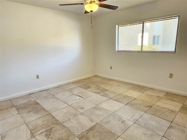 Building Photo - 499 Albee Farm Rd