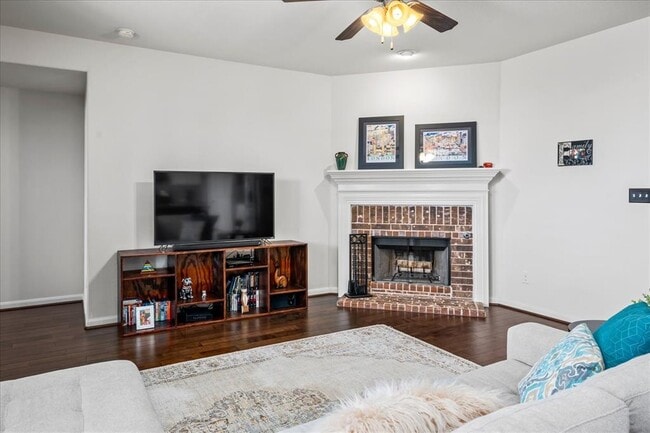 Building Photo - 5813 Casstello Dr