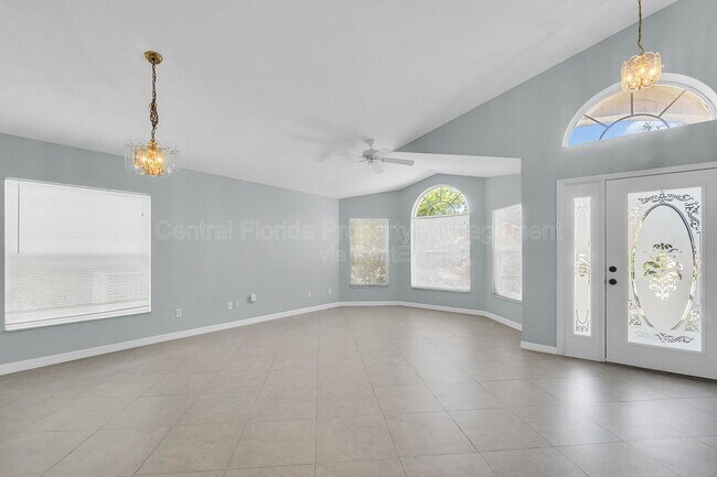 Building Photo - 10754 Flycast Cir