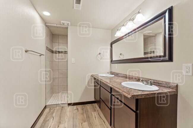 Building Photo - 17509 E Nora Ln