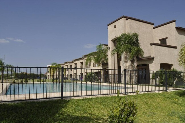 Building Photo - 8216 Casa Verde Rd