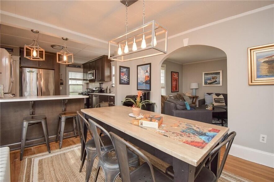 Building Photo - 16 Vaughan Ave