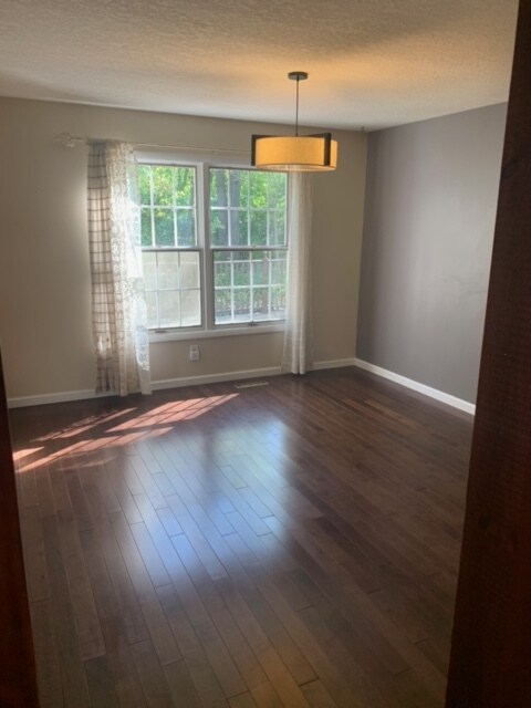 Building Photo - 5567 Crow Creek Rd