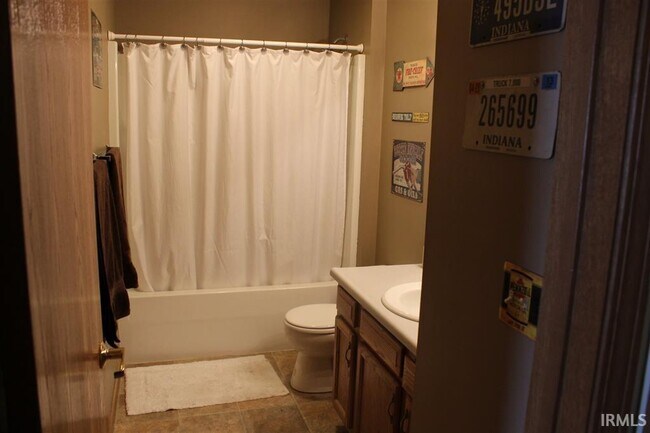 Building Photo - 3149 Chelmsford Dr