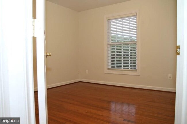 Building Photo - 12423 Falconbridge Dr