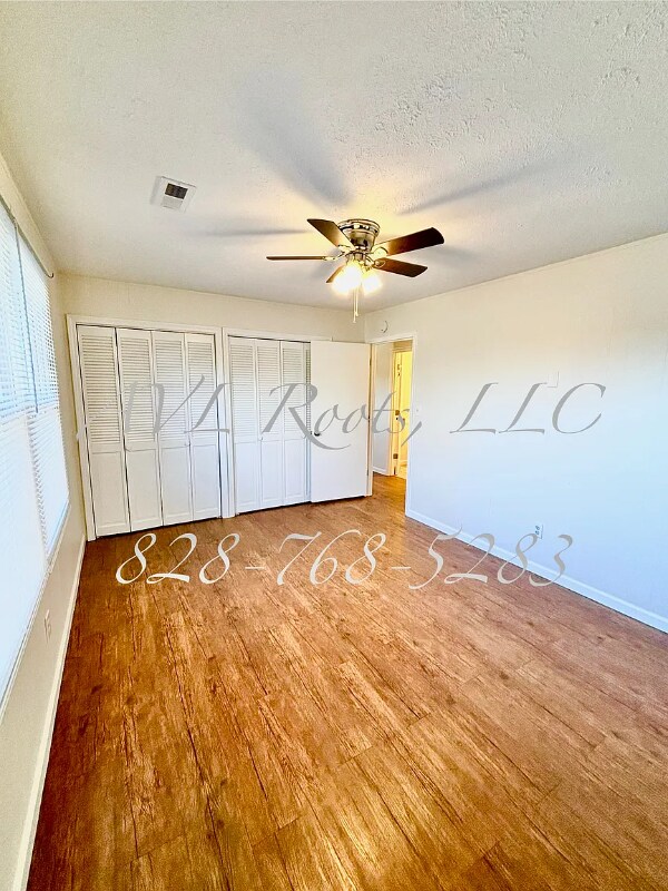 Building Photo - 51 Little Bend Ln