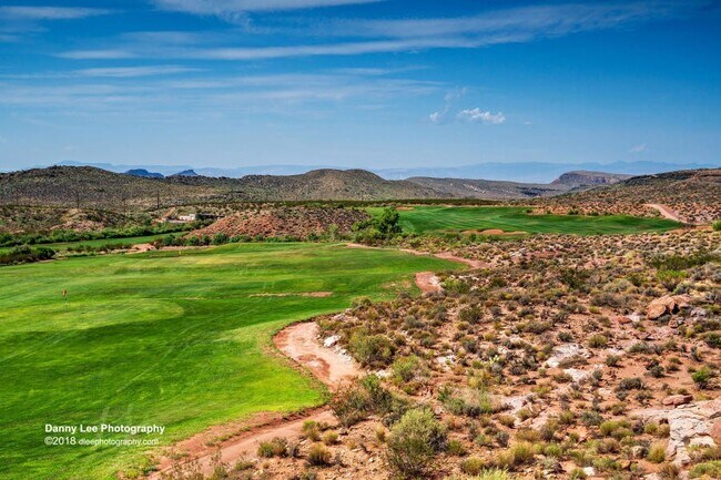 Building Photo - Short term lease! Coral Canyon on Golf Course with POOL- FURNISHED & PARTIALLY FURISNHED OPTION