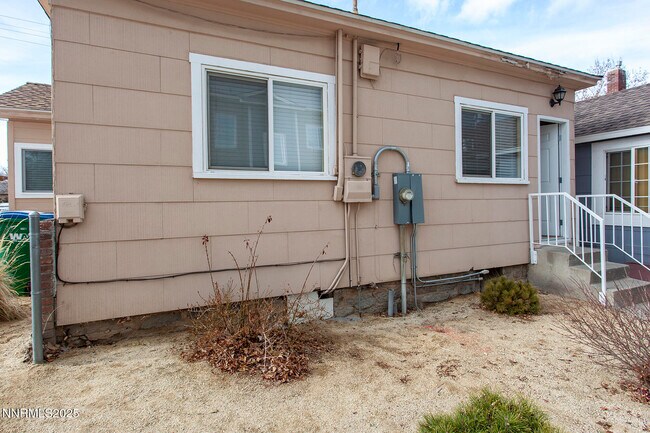 Building Photo - 376 Wheeler Ave