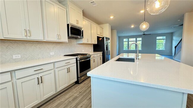 Building Photo - 54 Peeples Dr