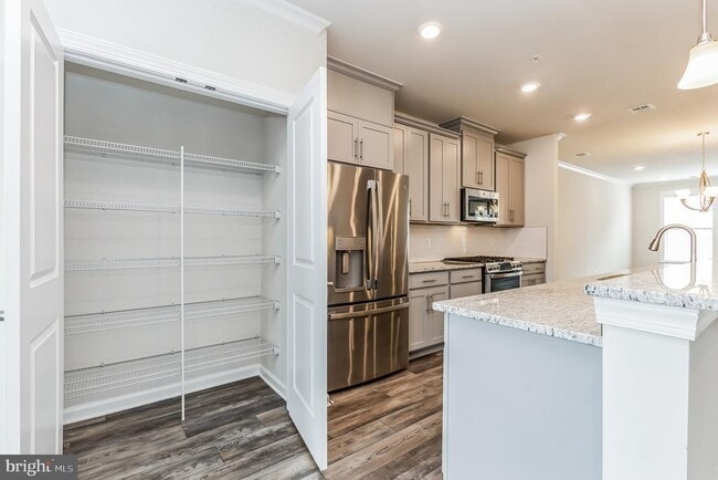 Building Photo - 20763 Heron Landing Dr