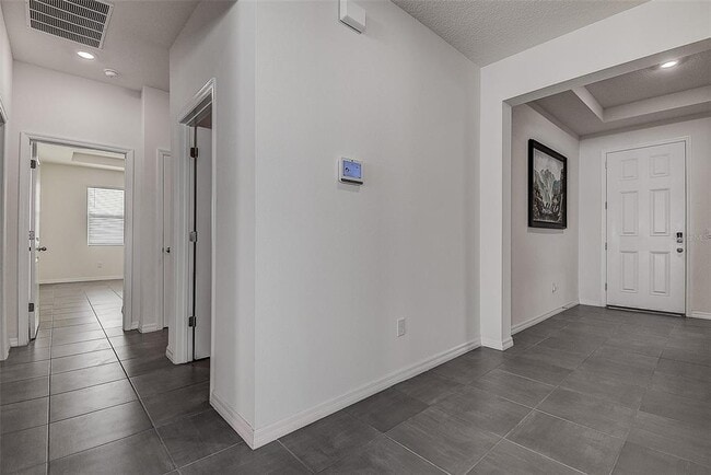 Building Photo - 3624 Autumn Amber Dr
