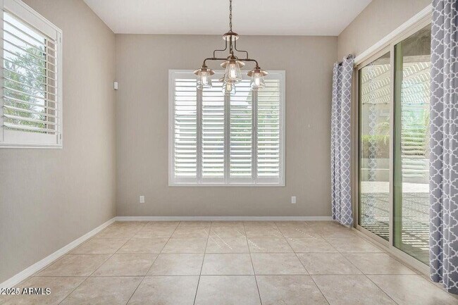 Building Photo - 15430 S 183rd Dr