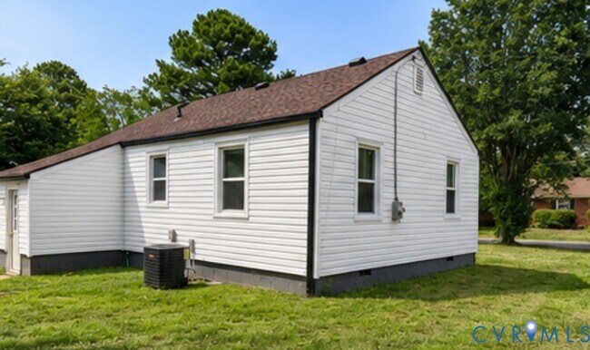 Building Photo - 3912 Genacre Ln