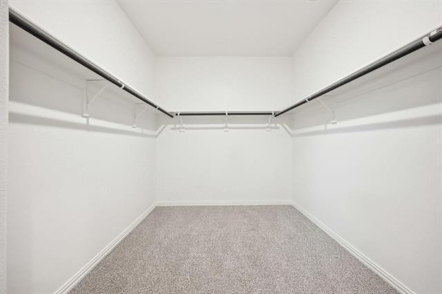 Building Photo - 2203 Gustavus Dr