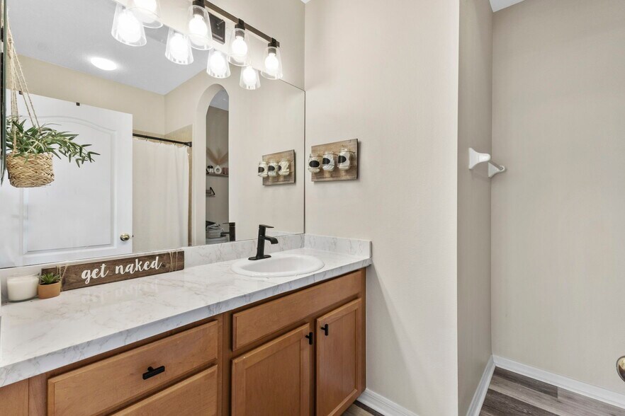 Building Photo - 1265 Jonah Dr