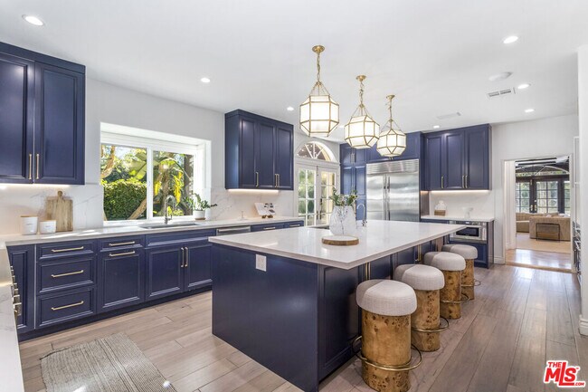 Building Photo - 17230 Silver Ln