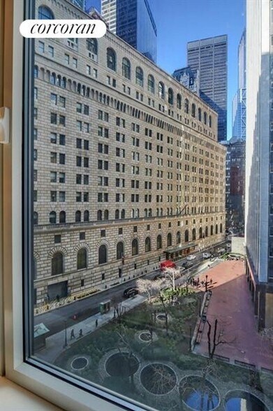 Building Photo - 90 William St