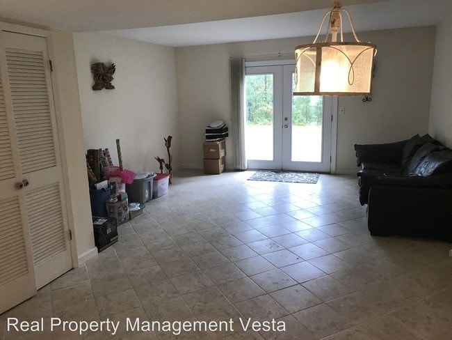 Building Photo - 2 br, 1.5 bath House - 767 Willow Creek Drive