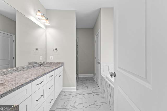 Building Photo - 517 Lago Ct