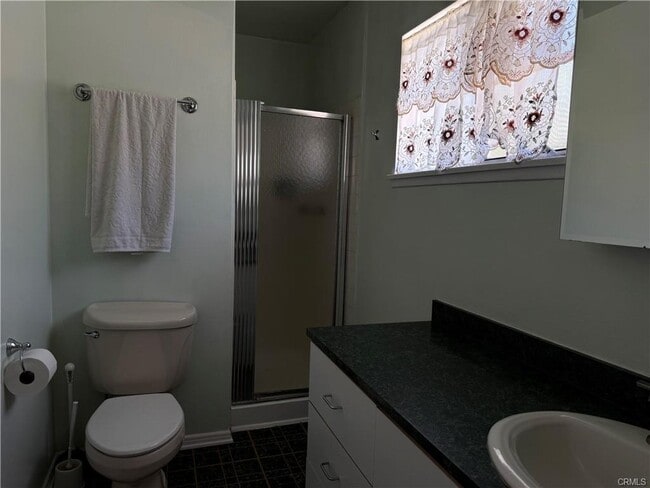 Building Photo - 11543 Swinton Ave