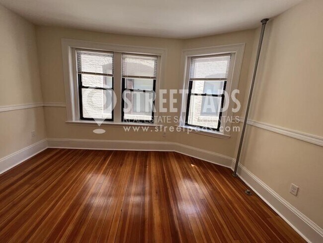 Building Photo - 2 bedroom in Cambridge MA 02139