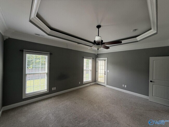 Building Photo - 219 Woodgrove Dr