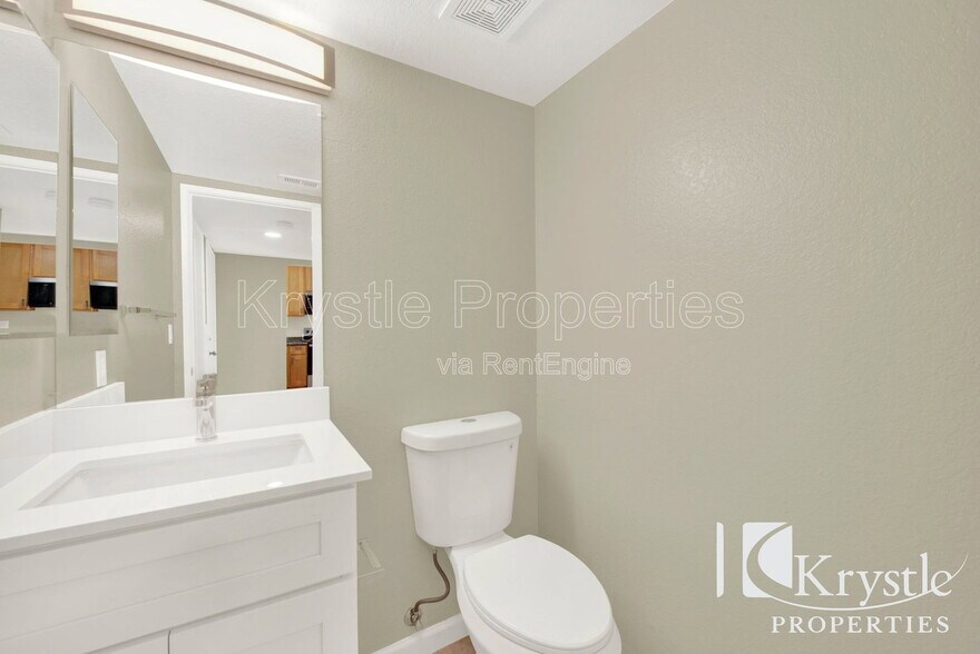 Building Photo - 407 Jordan St