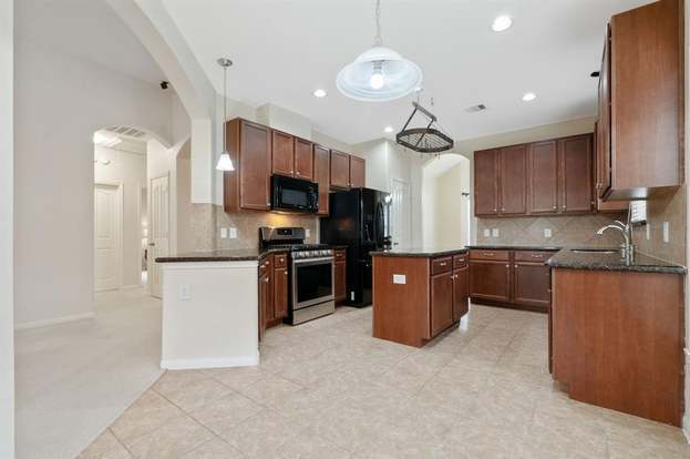 Building Photo - 10030 Arcadian Spgs Ln