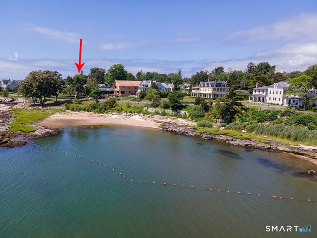 Building Photo - 133 Linden Ave