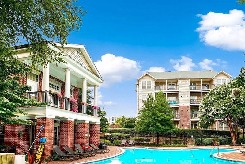 Building Photo - 1580 Spring Gate Dr